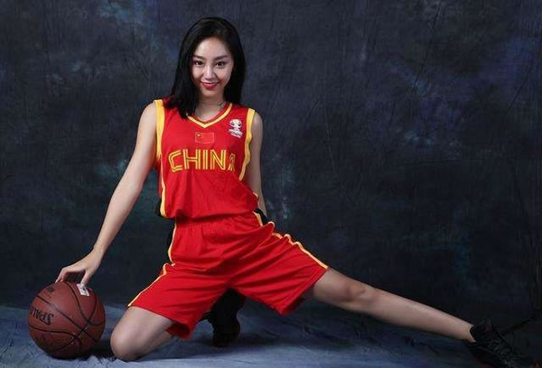杜锋为何宁愿让张皓嘉打那么久，也不愿让天赋男黄明依进大名单？